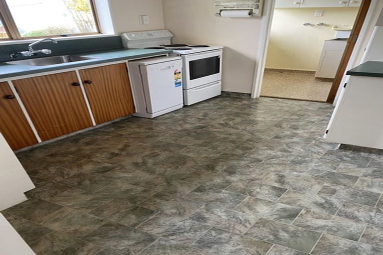 Photo of property in 3/508 Saint Aubyn, Hastings, 4122