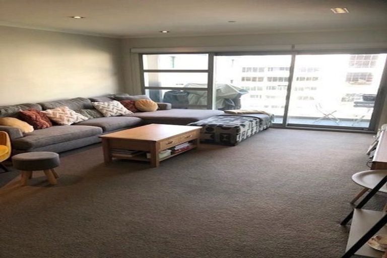Photo of property in Bellagio Apartments, 6e/39 Taranaki Street, Te Aro, Wellington, 6011