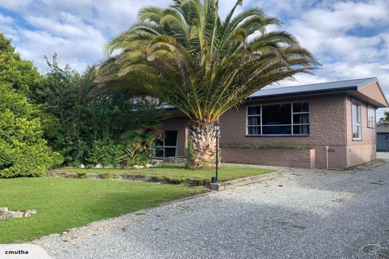 Photo of property in 58 Kaniere Road, Hokitika, 7811