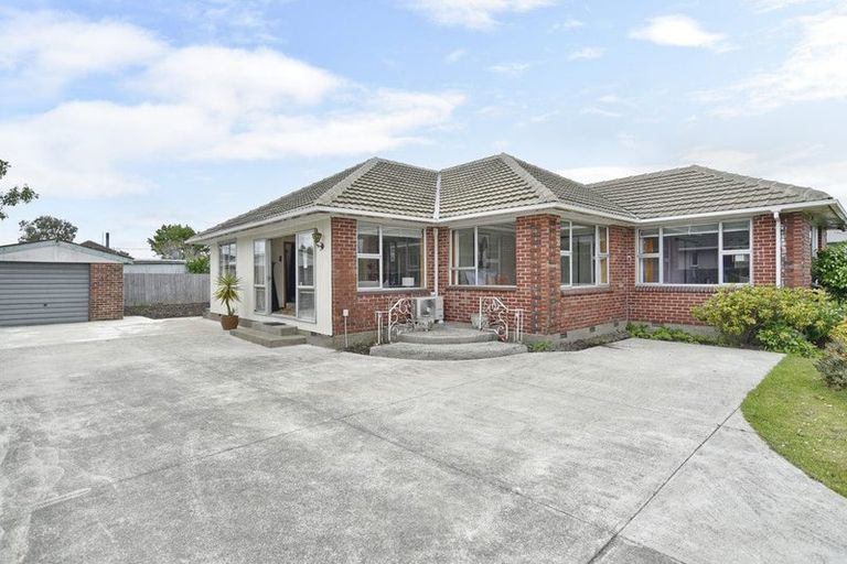 Photo of property in 19 Bourne Crescent, Papanui, Christchurch, 8053