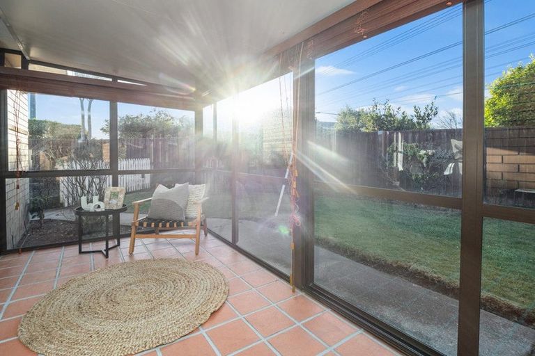 Photo of property in 1/18 Dumfries Drive, Hei Hei, Christchurch, 8042