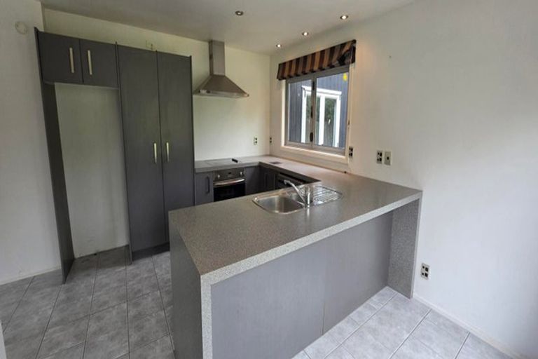 Photo of property in 12 Rimutaka Street, Paraparaumu, 5032