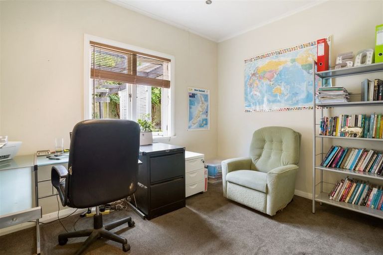 Photo of property in 279 Titirangi Road, Titirangi, Auckland, 0604