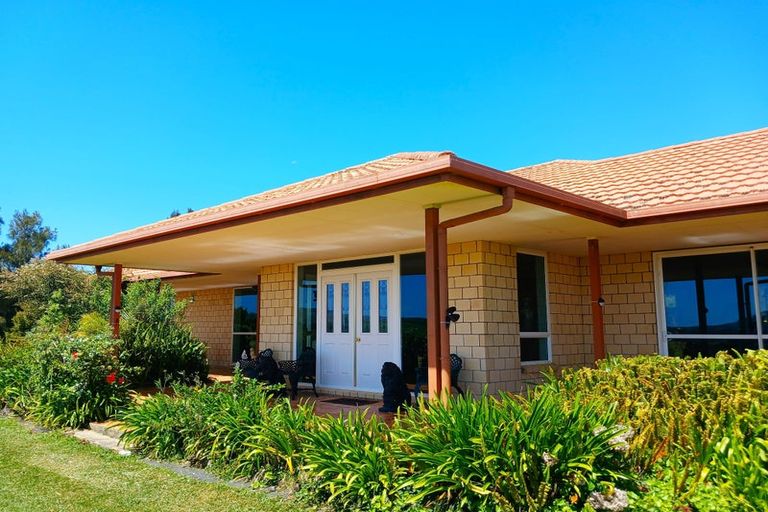 Photo of property in 15 Puketiti Drive, Mangonui, 0494