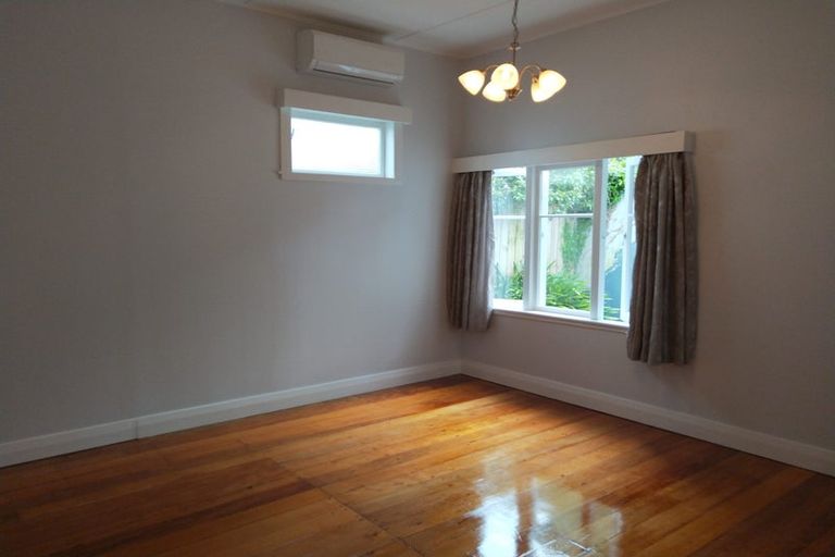 Photo of property in 8 Evelyn Street, Eden Terrace, Auckland, 1021