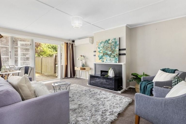 Photo of property in 308 George Street, Stokes Valley, Lower Hutt, 5019