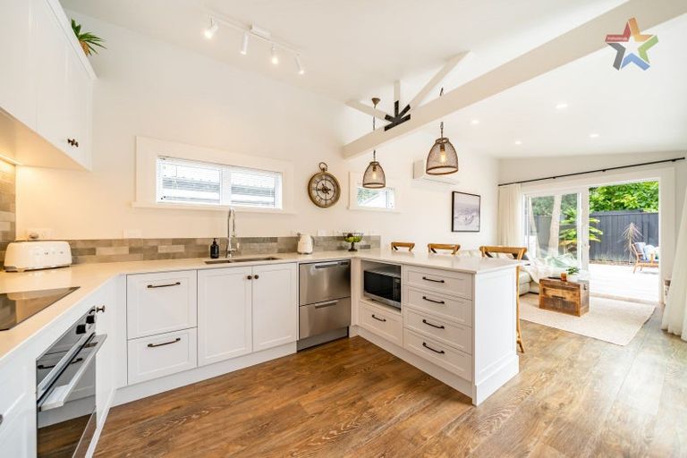 Photo of property in 17 Oriental Street, Petone, Lower Hutt, 5012