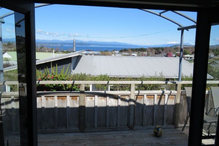Photo of property in 2/15 Mansell Road, Nukuhau, Taupo, 3330