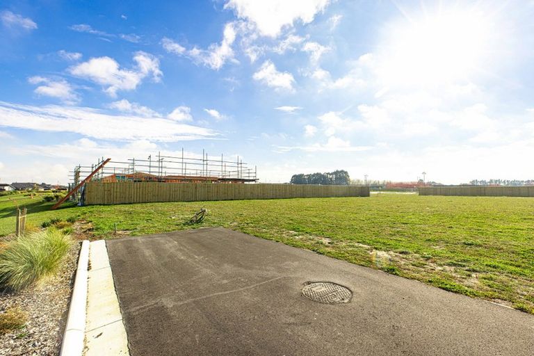 Photo of property in 98 Stationmasters Way, Prebbleton, 7604