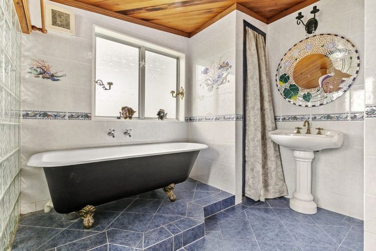 Photo of property in 11 Ronald Avenue, Glenbrook, Waiuku, 2681