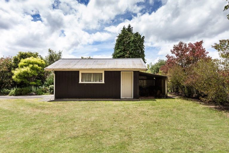 Photo of property in 24 Aubrey Crescent, Rainbow Point, Taupo, 3330