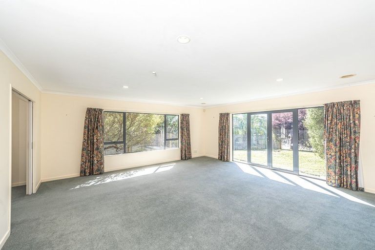 Photo of property in 18 Holdsworth Drive, Otamatea, Whanganui, 4500
