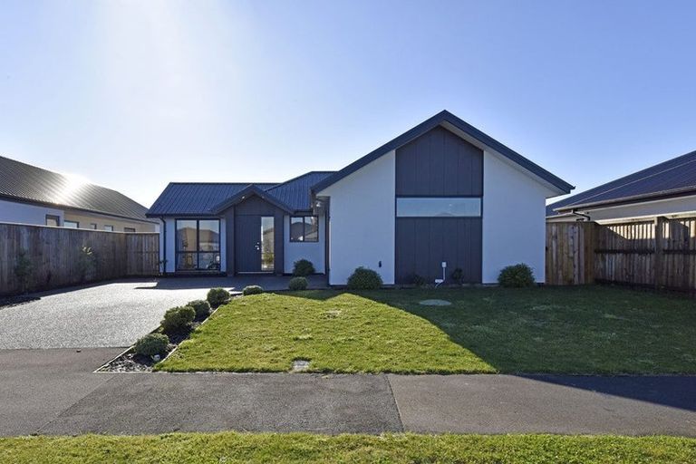 Photo of property in 59 Whitburn Avenue, Halswell, Christchurch, 8025