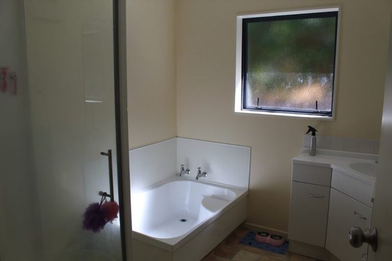 Photo of property in 25a Vernon Avenue, Takaro, Palmerston North, 4412