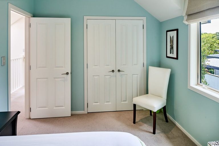 Photo of property in 437a Muritai Road, Eastbourne, Lower Hutt, 5013