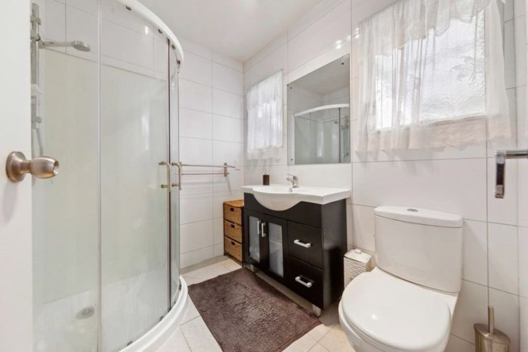 Photo of property in 120 Boundary Road, Clover Park, Auckland, 2019