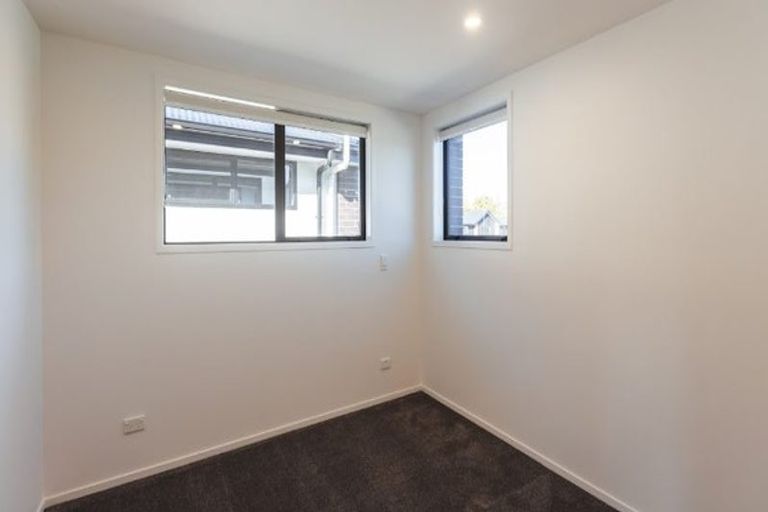 Photo of property in 1/10 Matata Place, Dallington, Christchurch, 8061