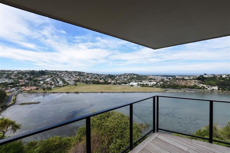 Photo of property in 51 Glendevon Place, Vauxhall, Dunedin, 9013