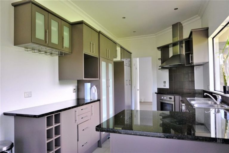 Photo of property in 14 Michael Bosher Way, Flat Bush, Auckland, 2019