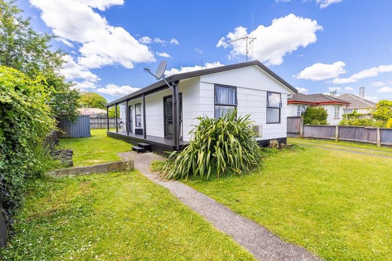 Photo of property in 1 Byron Road, Enderley, Hamilton, 3214