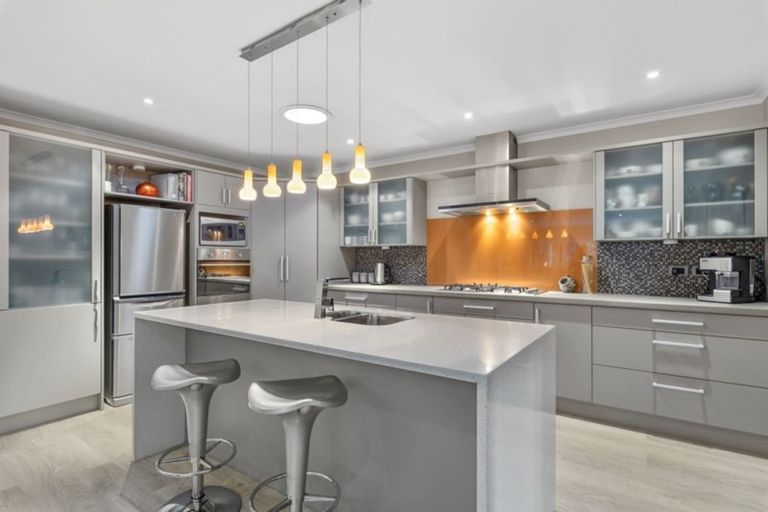 Photo of property in 349 Glenvar Road, Long Bay, Auckland, 0630