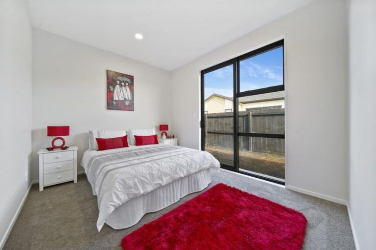 Photo of property in 12 Wellfield Drive, Papakura, 2110