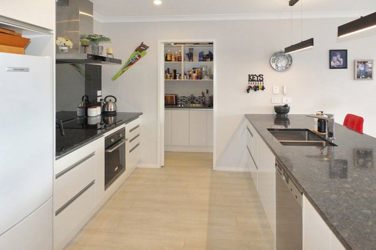 Photo of property in 11 Story Street, Foxton Beach, Foxton, 4815