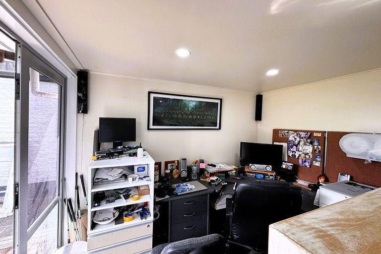 Photo of property in 15 Deepdale Street, Burnside, Christchurch, 8053