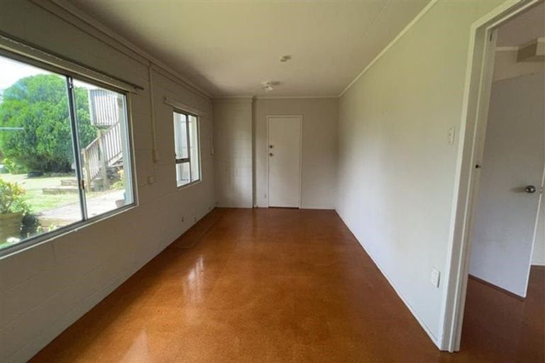 Photo of property in 32 Church Road, Mangere Bridge, Auckland, 2022