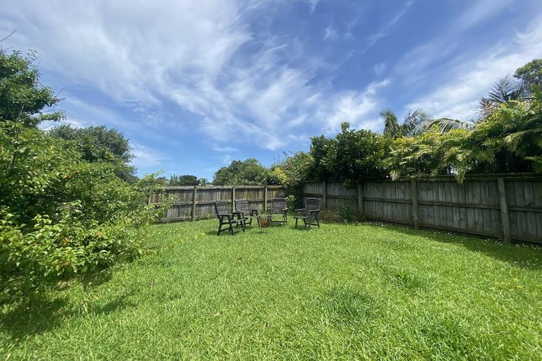 Photo of property in 22 Niccol Avenue, Narrow Neck, Auckland, 0624