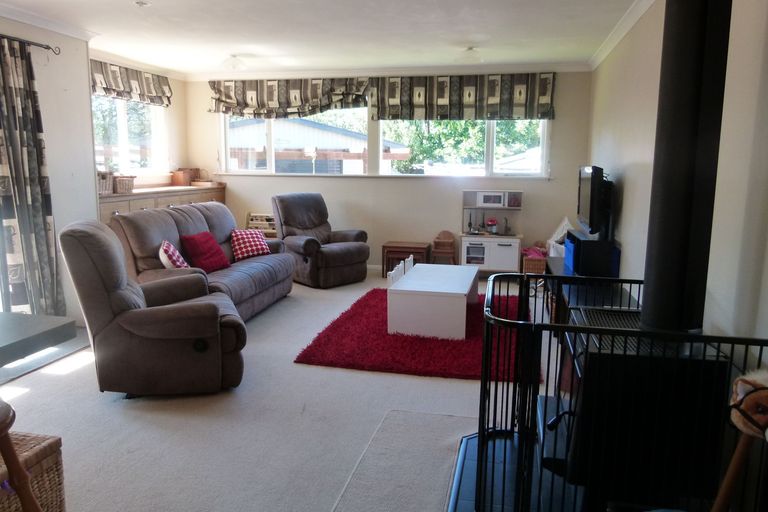 Photo of property in 21 Richmond Avenue, Takaro, Palmerston North, 4410