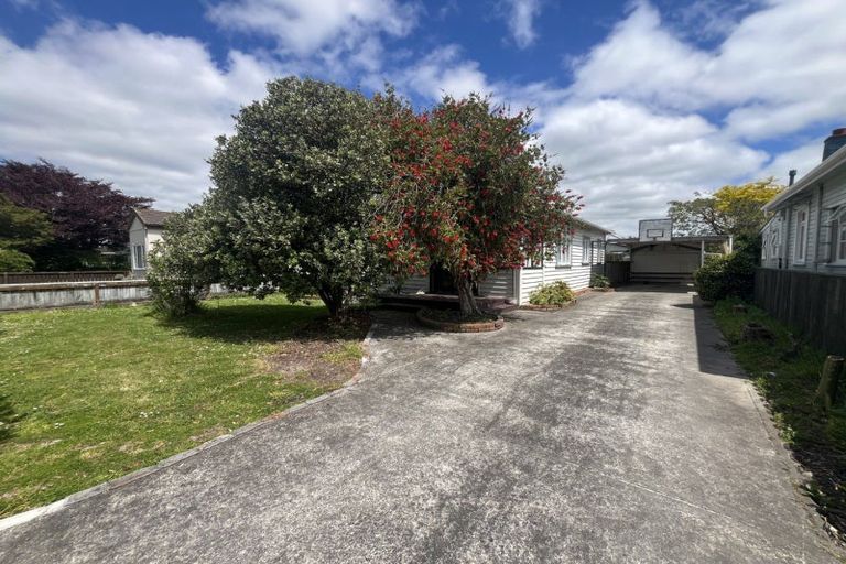 Photo of property in 20 Bryant Street, Takaro, Palmerston North, 4412