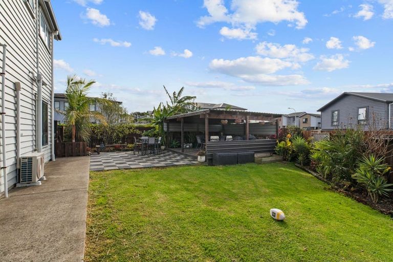 Photo of property in 25 Hitori Street, Weymouth, Auckland, 2103
