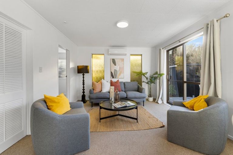 Photo of property in 6b Hori Street, Vogeltown, New Plymouth, 4310