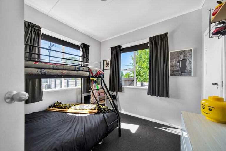 Photo of property in 165 Waihi Road, Hawera, 4610