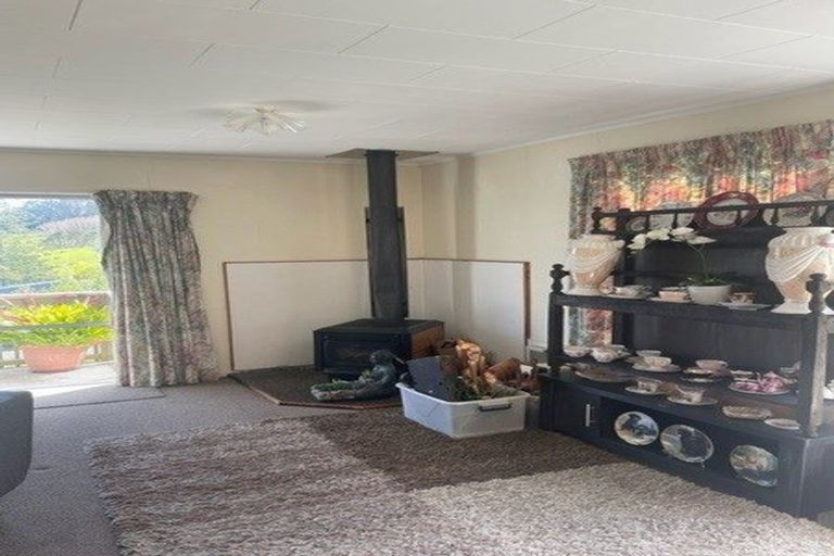 Photo of property in 212 Hurndall Street West, Maungaturoto, 0520