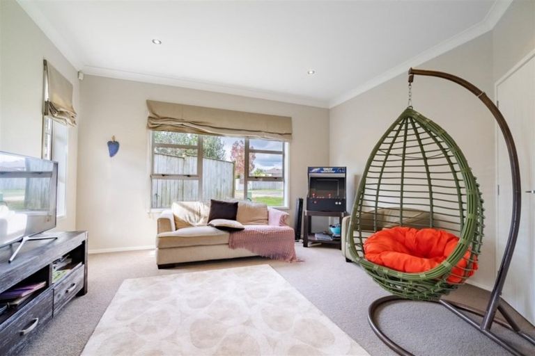 Photo of property in 11 Amapur Place, Flat Bush, Auckland, 2019