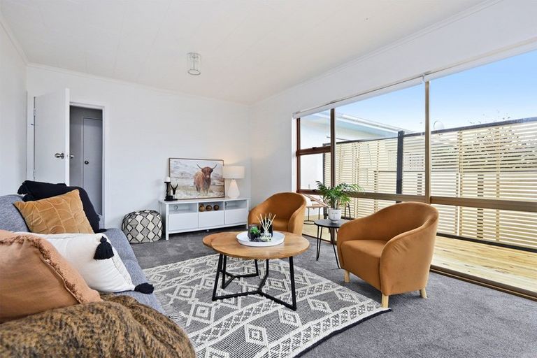 Photo of property in 27 York Avenue, Tamatea, Napier, 4112