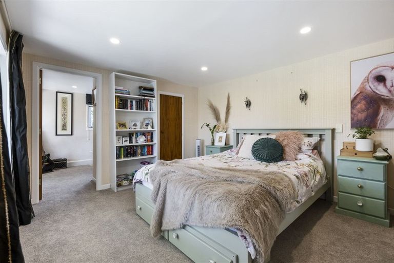 Photo of property in 100a Mellons Bay Road, Mellons Bay, Auckland, 2014