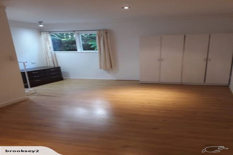 Photo of property in 137 Albany Highway, Unsworth Heights, Auckland, 0632