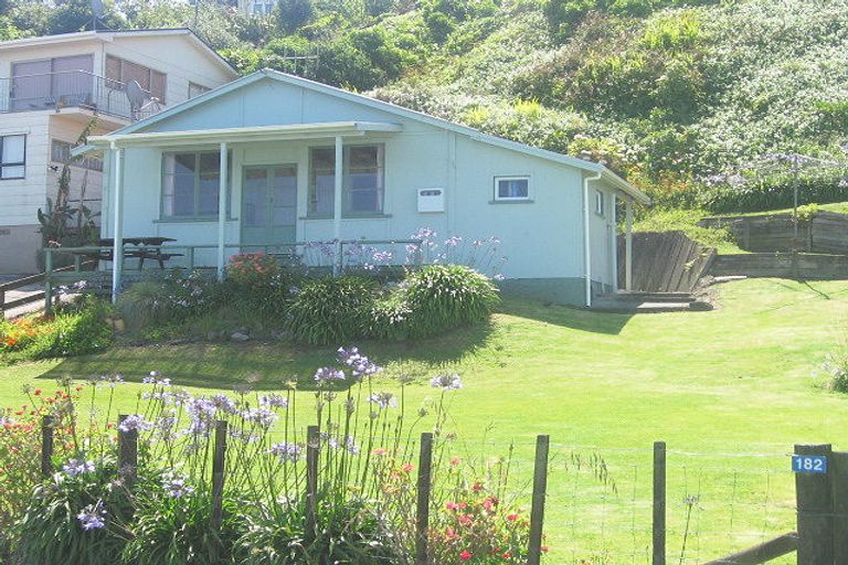 Photo of property in 182 Omimiti Street, Kawhia, 3889