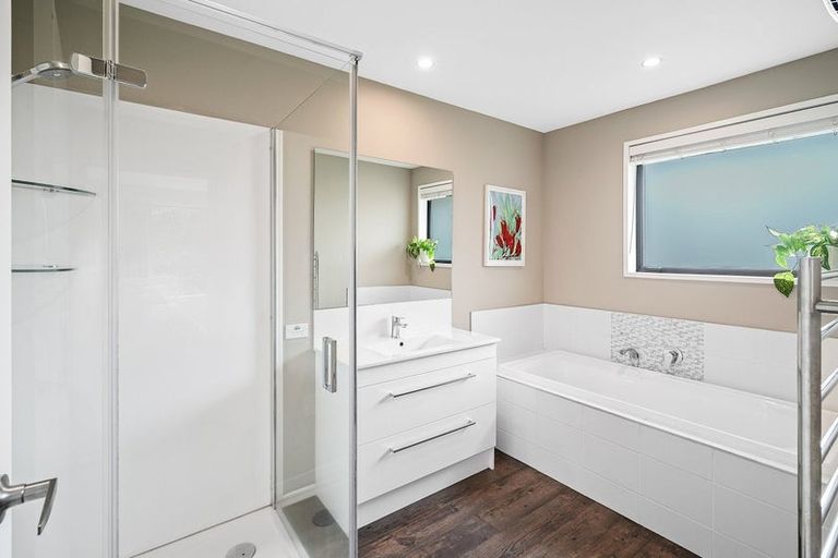 Photo of property in 20 Shamrock Place, Halswell, Christchurch, 8025