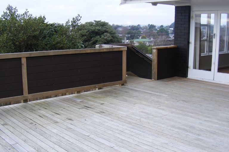 Photo of property in 25 Kotare Street, Hilltop, Taupo, 3330