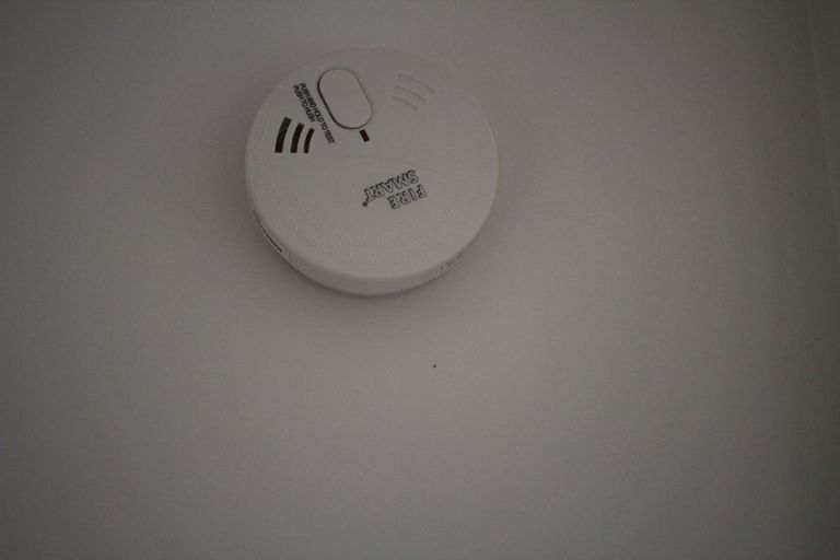 Photo of property in 2/26 Unsworth Drive, Unsworth Heights, Auckland, 0632