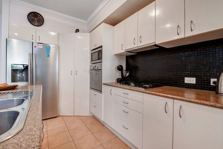 Photo of property in 10 Trimaran Drive, Gulf Harbour, Whangaparaoa, 0930