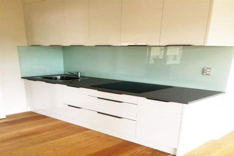 Photo of property in 10 Tinaku Road, Flat Bush, Auckland, 2019