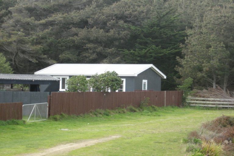Photo of property in 138 Kahukura Avenue, Waitarere Beach, Levin, 5510