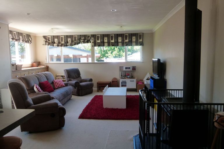 Photo of property in 21 Richmond Avenue, Takaro, Palmerston North, 4410