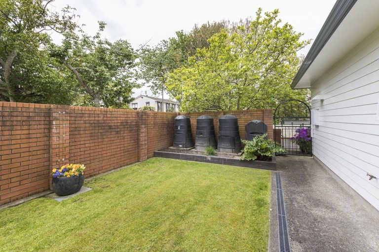 Photo of property in 53 Long Melford Road, Awapuni, Palmerston North, 4412