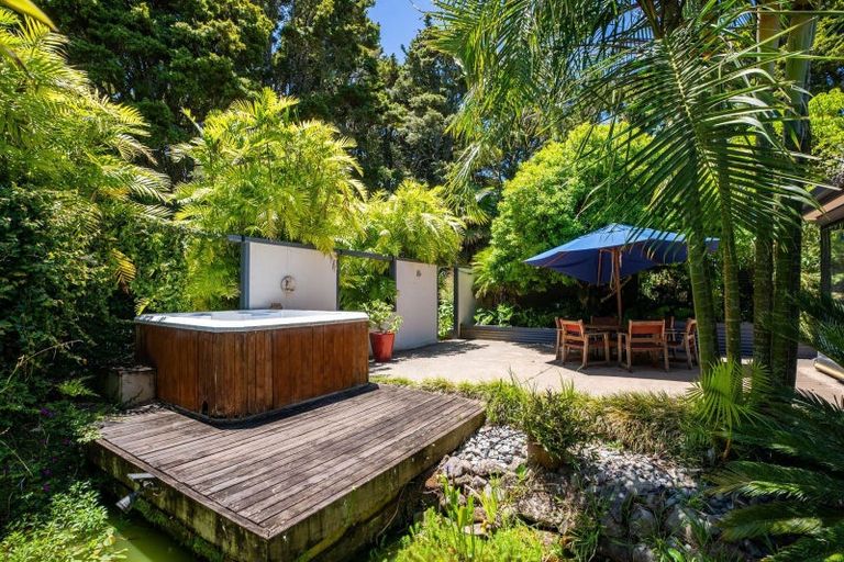 Photo of property in 24 Waitaua Road, Kauri, Kamo, 0185